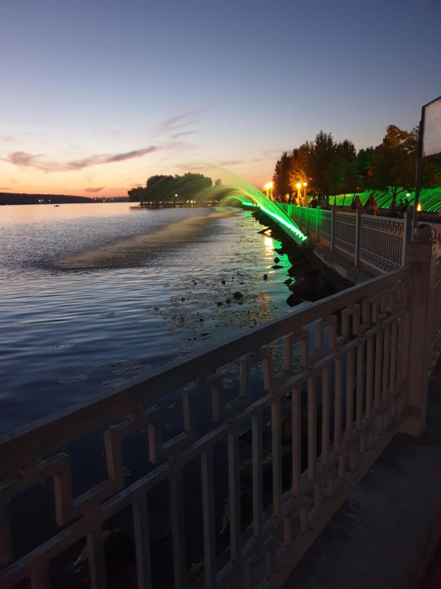 Стильна Квартира-Студія В Центрі Міста На Набережній Ternopil Camera foto